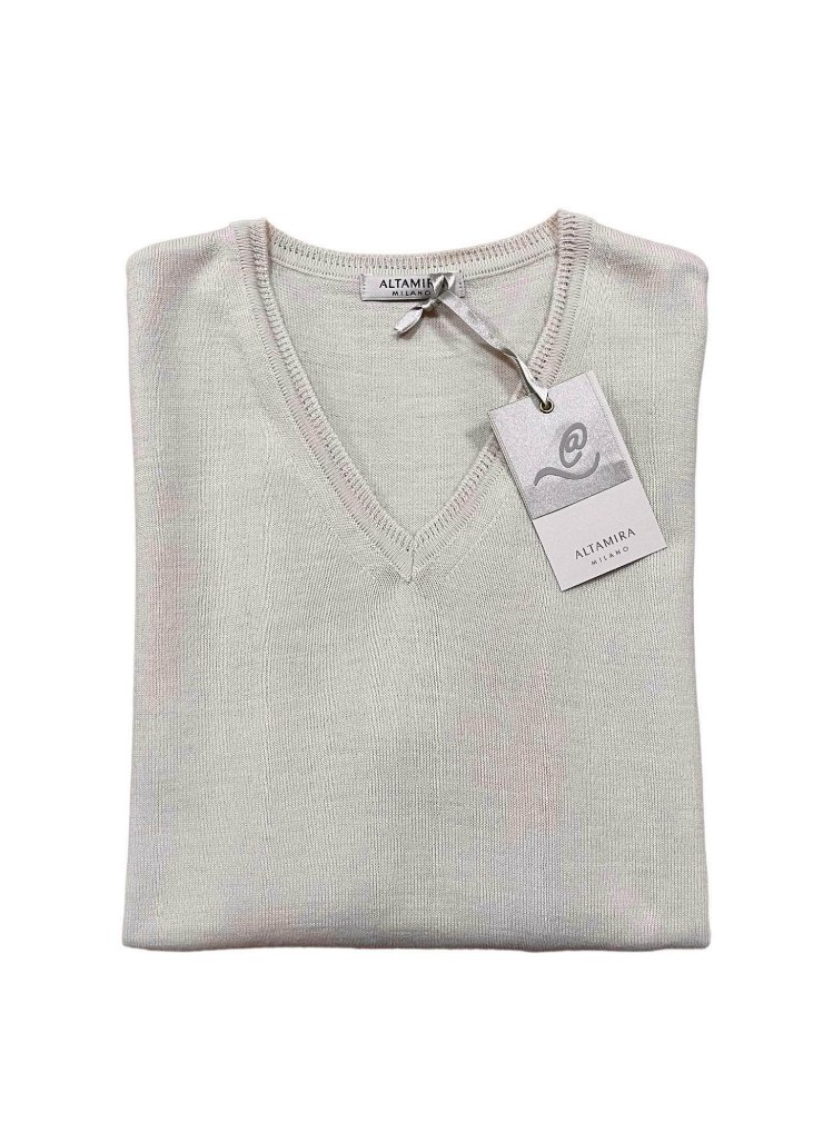 Altamira V-neck pullovers